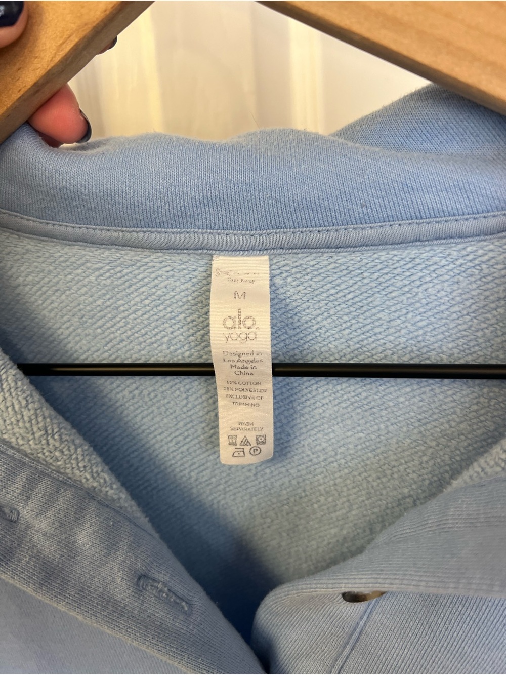 ALO Yoga Light Blue Cropped Polo Sweatshirt - Picture 9 of 9